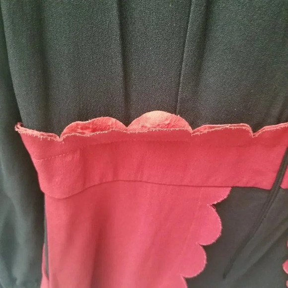 Valentino Red Scalloped Long Sleeve Crepe Mini  Dress Black Red 44 - Picture 15 of 16
